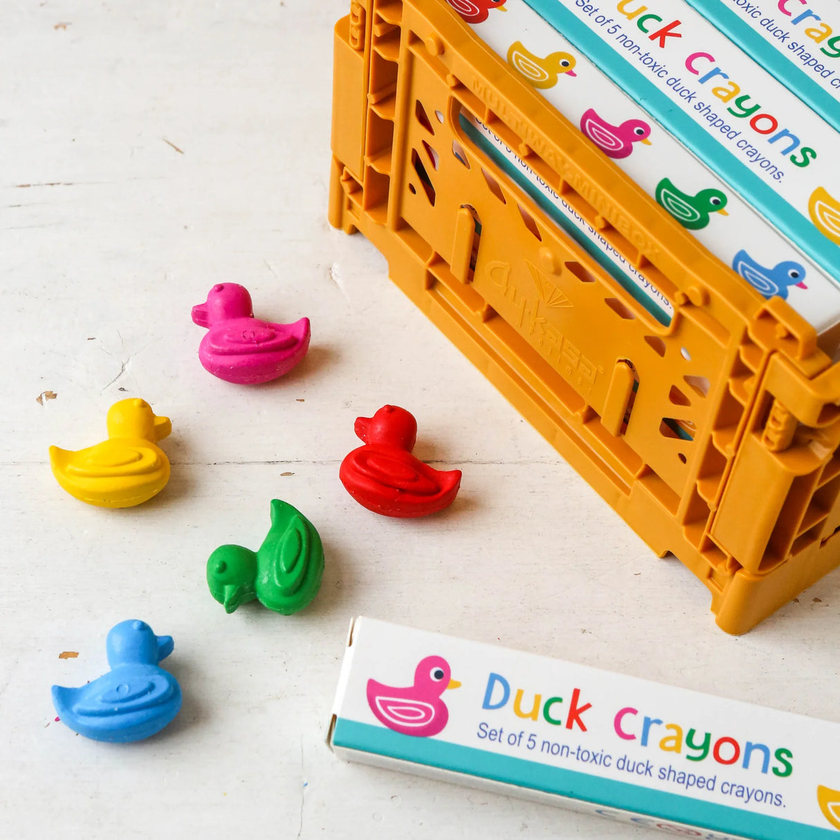 duck-shaped-crayons-image-1